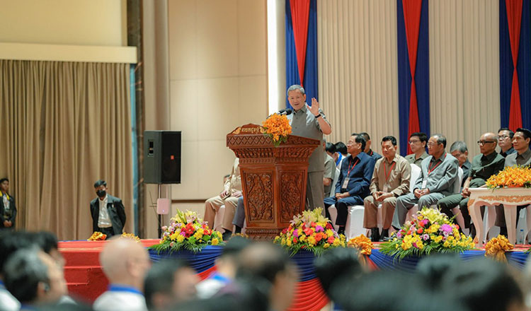 /2026/04/cambodia-maintains-growth-amid-rising-challenges-says-pm-52000-631710.htm